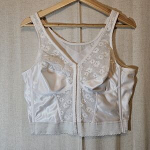 Exquisite Form 42C Bra Ful-Ly 7565 White Longline Wireless Front Closure Boning